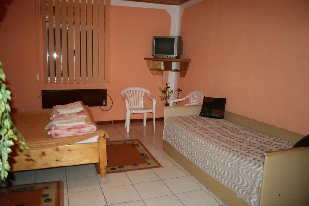 Palić Sobe Rooms Szobak Zimmer Kis מראה חיצוני תמונה